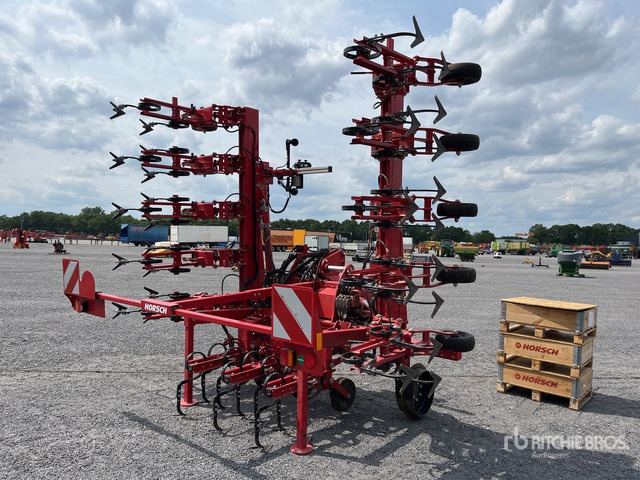2021 Horsch Transformer 6VF 6 m 3-Point Unkrautstriegel - معدات حرث التربة: صورة 3 2021 Horsch Transformer 6VF 6 m 3-Point Unkrautstriegel - معدات حرث التربة: صورة 3
