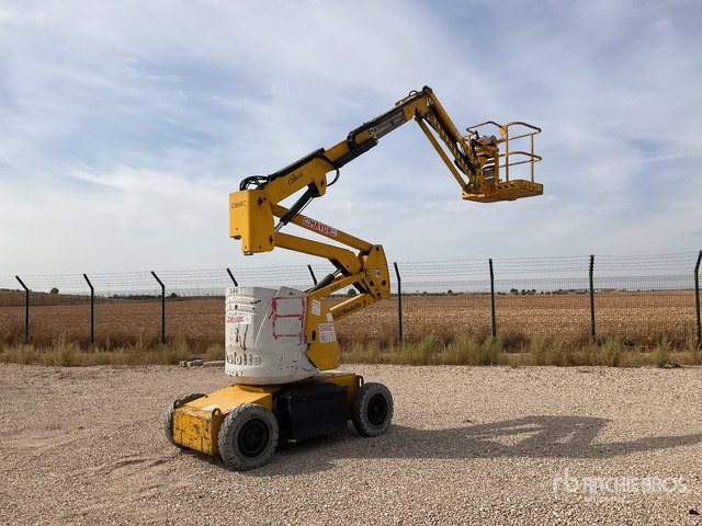 2002 Haulotte HA12IP 2WD Electric Articulating Boom Lift - شاحنة ذراع مفصلي: صورة 2 2002 Haulotte HA12IP 2WD Electric Articulating Boom Lift - شاحنة ذراع مفصلي: صورة 2