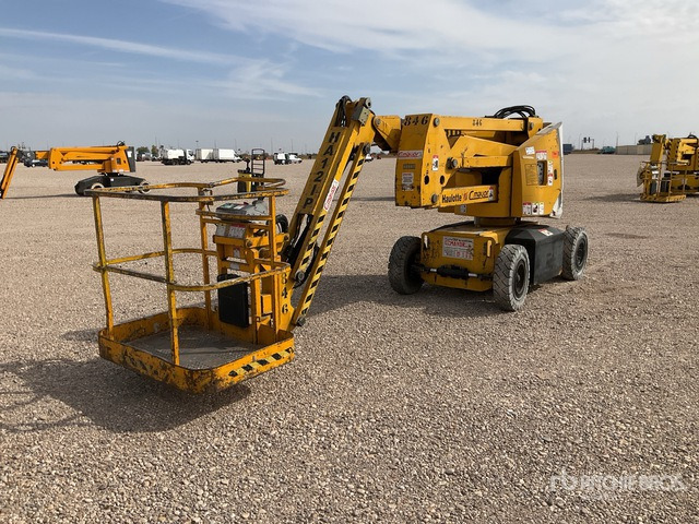 2002 Haulotte HA12IP 2WD Electric Articulating Boom Lift - شاحنة ذراع مفصلي: صورة 3 2002 Haulotte HA12IP 2WD Electric Articulating Boom Lift - شاحنة ذراع مفصلي: صورة 3