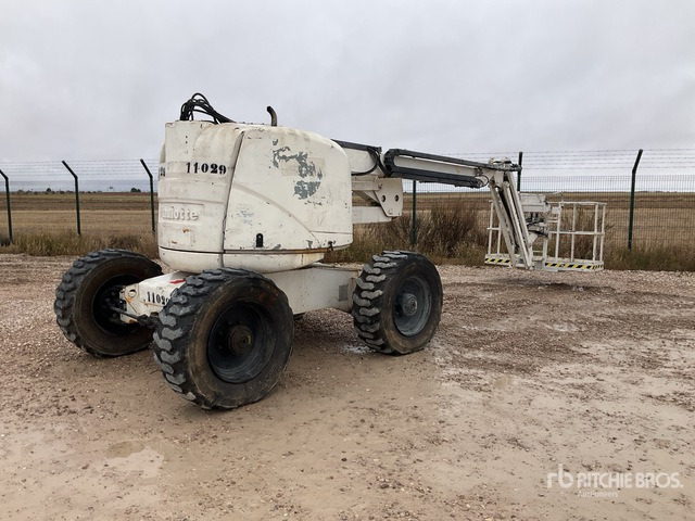 2004 Haulotte HA18SPX 4WD Diesel Articulating Boom Lift - شاحنة ذراع مفصلي: صورة 2 2004 Haulotte HA18SPX 4WD Diesel Articulating Boom Lift - شاحنة ذراع مفصلي: صورة 2