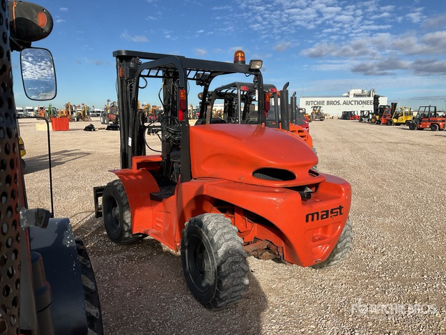 2004 Mast Explorer H25D 4x4 Rough Terrain Forklift - رافعة شوكية للأرض الوعرة: صورة 4 2004 Mast Explorer H25D 4x4 Rough Terrain Forklift - رافعة شوكية للأرض الوعرة: صورة 4