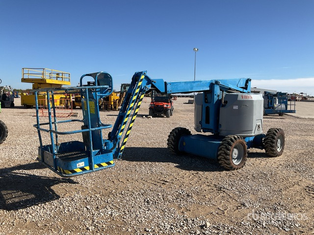 2006 Genie Z34/22 4WD Diesel Articulating Boom Lift - شاحنة ذراع مفصلي: صورة 4 2006 Genie Z34/22 4WD Diesel Articulating Boom Lift - شاحنة ذراع مفصلي: صورة 4