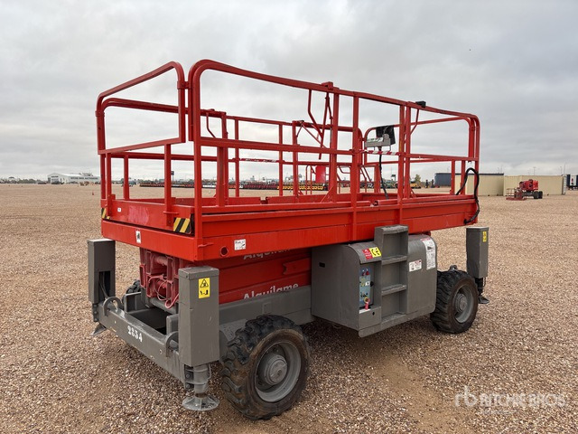 2006 Haulotte H12SX 4x4 Diesel Scissor Lift - رافعة هيدروليكية مقصية: صورة 2 2006 Haulotte H12SX 4x4 Diesel Scissor Lift - رافعة هيدروليكية مقصية: صورة 2