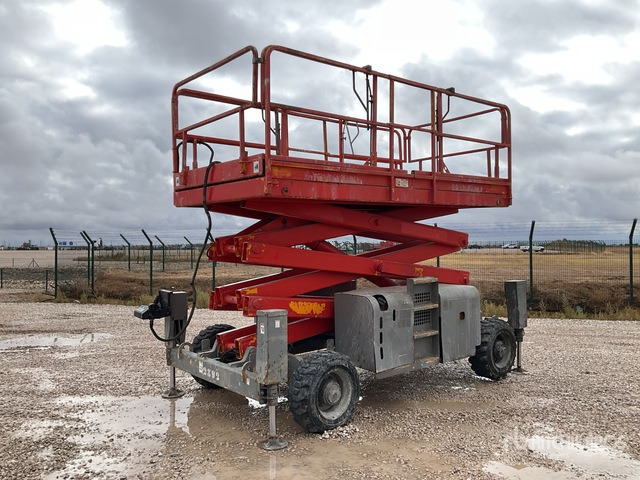 2006 Haulotte H12SX 4x4 Diesel Scissor Lift - رافعة هيدروليكية مقصية: صورة 1 2006 Haulotte H12SX 4x4 Diesel Scissor Lift - رافعة هيدروليكية مقصية: صورة 1