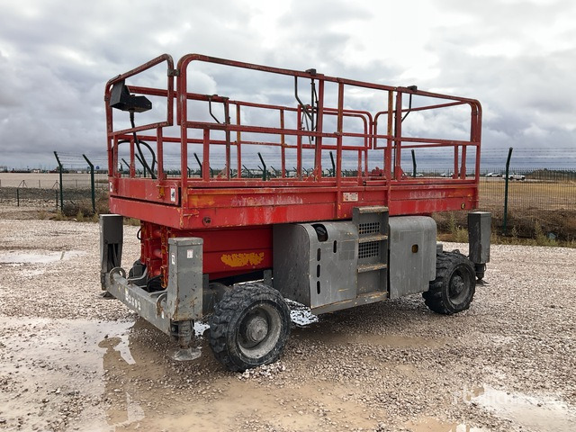 2006 Haulotte H12SX 4x4 Diesel Scissor Lift - رافعة هيدروليكية مقصية: صورة 4 2006 Haulotte H12SX 4x4 Diesel Scissor Lift - رافعة هيدروليكية مقصية: صورة 4