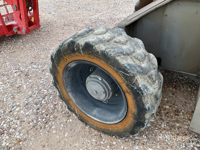 2006 Haulotte HA12PX 4WD Diesel Articulating Boom Lift - شاحنة ذراع مفصلي: صورة 4 2006 Haulotte HA12PX 4WD Diesel Articulating Boom Lift - شاحنة ذراع مفصلي: صورة 4