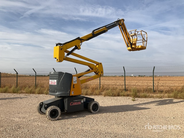 2006 Haulotte HA15IP 2WD Electric Articulating Boom Lift - شاحنة ذراع مفصلي: صورة 2 2006 Haulotte HA15IP 2WD Electric Articulating Boom Lift - شاحنة ذراع مفصلي: صورة 2