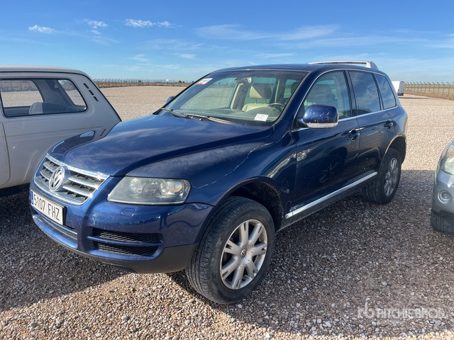 2006 Volkswagen Touareg 2.5 AWD SUV - سيارة دفع رباعي: صورة 1 2006 Volkswagen Touareg 2.5 AWD SUV - سيارة دفع رباعي: صورة 1