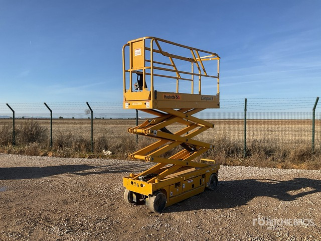 2007 Haulotte Compact 8 Electric Scissor Lift - رافعة هيدروليكية مقصية: صورة 1 2007 Haulotte Compact 8 Electric Scissor Lift - رافعة هيدروليكية مقصية: صورة 1