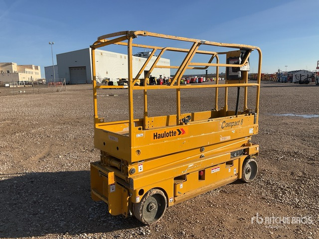 2007 Haulotte Compact 8 Electric Scissor Lift - رافعة هيدروليكية مقصية: صورة 3 2007 Haulotte Compact 8 Electric Scissor Lift - رافعة هيدروليكية مقصية: صورة 3