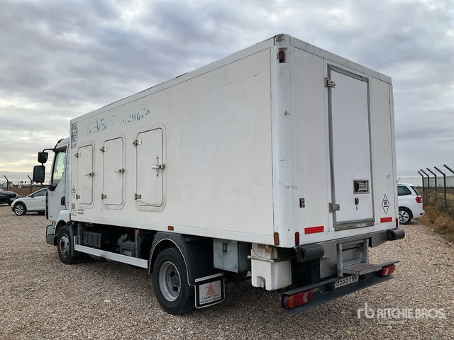 2007 Renault Midlum 220DXI 4x2 Refrigerated Truck - شاحنة الفريزر: صورة 2 2007 Renault Midlum 220DXI 4x2 Refrigerated Truck - شاحنة الفريزر: صورة 2