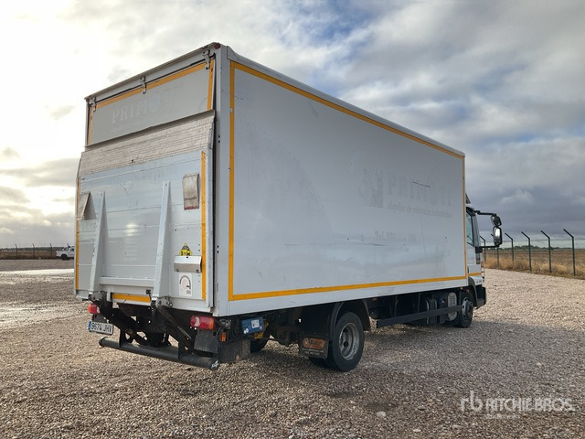 2012 Iveco Eurocargo 75E18 4x2 Van Truck - شاحنة مقفلة: صورة 4 2012 Iveco Eurocargo 75E18 4x2 Van Truck - شاحنة مقفلة: صورة 4