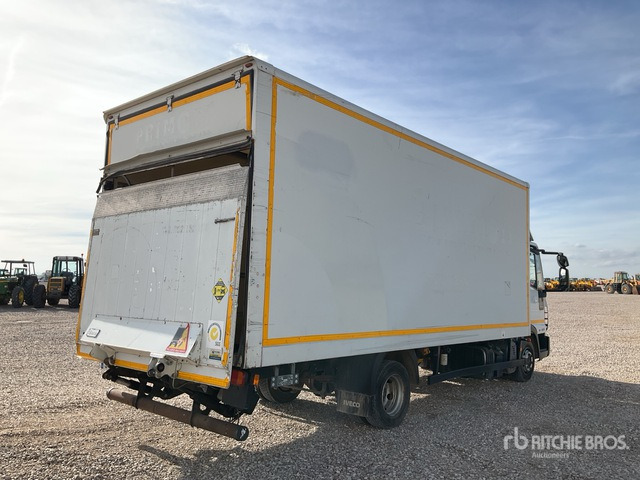 2012 Iveco Eurocargo 75E18 4x2 Van Truck - شاحنة مقفلة: صورة 4 2012 Iveco Eurocargo 75E18 4x2 Van Truck - شاحنة مقفلة: صورة 4