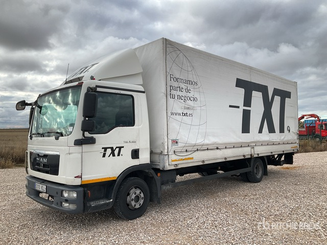 2012 M.A.N. TGL8.180 4x2 Curtain Side Truck - شاحنة ستارة: صورة 2 2012 M.A.N. TGL8.180 4x2 Curtain Side Truck - شاحنة ستارة: صورة 2