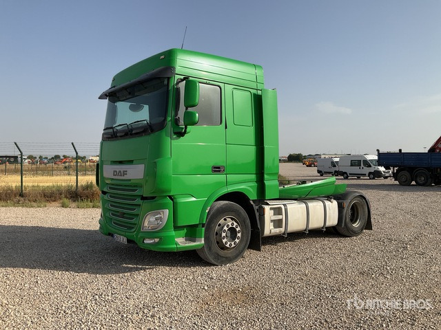 2015 DAF XF 510 FT 4x2 S/A Sleeper Truck Tractor - التقطيع جزازة/ ماكينات قطع الحشائش: صورة 2 2015 DAF XF 510 FT 4x2 S/A Sleeper Truck Tractor - التقطيع جزازة/ ماكينات قطع الحشائش: صورة 2