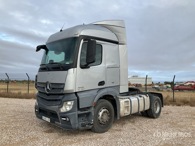 2015 Mercedes-Benz Actros 1845LS 4x2 S/A Sleeper Truck Tractor - وحدة جر: صورة 2 2015 Mercedes-Benz Actros 1845LS 4x2 S/A Sleeper Truck Tractor - وحدة جر: صورة 2