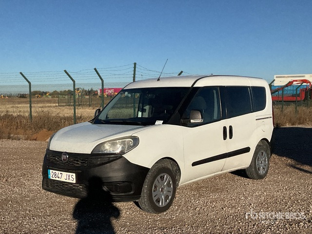 2016 Fiat Doblo Van Truck - شاحنة التوصيل: صورة 1 2016 Fiat Doblo Van Truck - شاحنة التوصيل: صورة 1