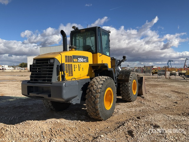 2016 Komatsu WA250PZ6 Wheel Loader - اللودر بعجل: صورة 3 2016 Komatsu WA250PZ6 Wheel Loader - اللودر بعجل: صورة 3