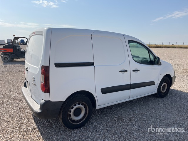 2018 Citroen Berlingo Cargo Van - شاحنة التوصيل: صورة 3 2018 Citroen Berlingo Cargo Van - شاحنة التوصيل: صورة 3