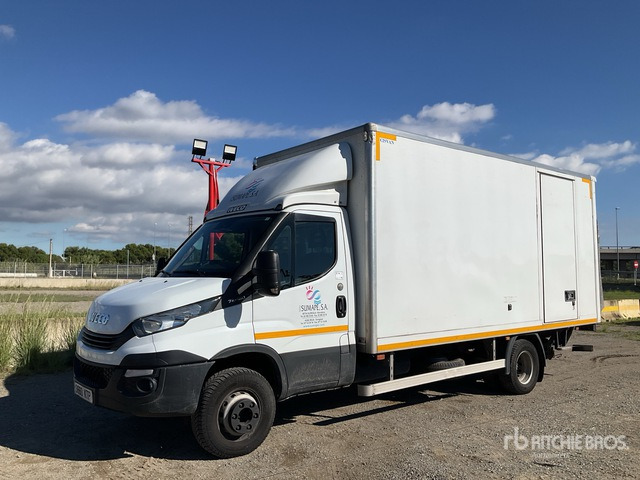 2019 Iveco Daily 70C18 4x2 Van Truck - شاحنة مقفلة: صورة 2 2019 Iveco Daily 70C18 4x2 Van Truck - شاحنة مقفلة: صورة 2