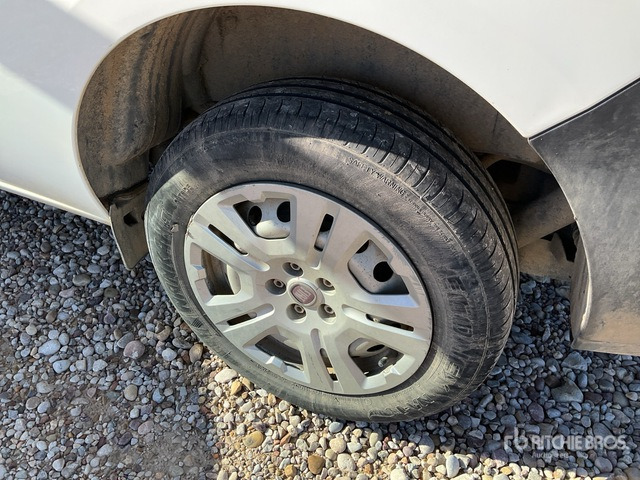 2020 Fiat Doblo Cargo Van - شاحنة التوصيل: صورة 4 2020 Fiat Doblo Cargo Van - شاحنة التوصيل: صورة 4