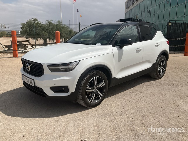 2020 Volvo XC40 SUV - سيارة دفع رباعي: صورة 3 2020 Volvo XC40 SUV - سيارة دفع رباعي: صورة 3