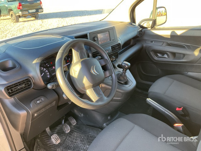 2021 Citroen Berlingo Passenger Van - حافلة صغيرة, ميكروباص: صورة 5 2021 Citroen Berlingo Passenger Van - حافلة صغيرة, ميكروباص: صورة 5