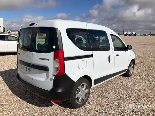 2021 DACIA Dokker Passenger Van - حافلة صغيرة, ميكروباص: صورة 3 2021 DACIA Dokker Passenger Van - حافلة صغيرة, ميكروباص: صورة 3