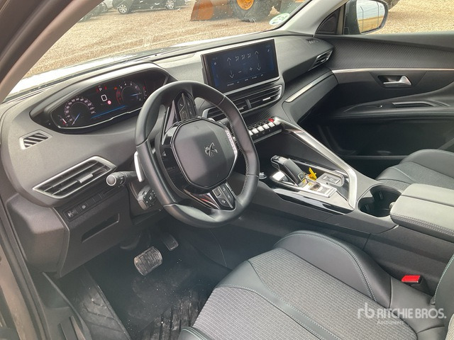 2021 Peugeot 3008 Automobile - سيارة دفع رباعي: صورة 5 2021 Peugeot 3008 Automobile - سيارة دفع رباعي: صورة 5