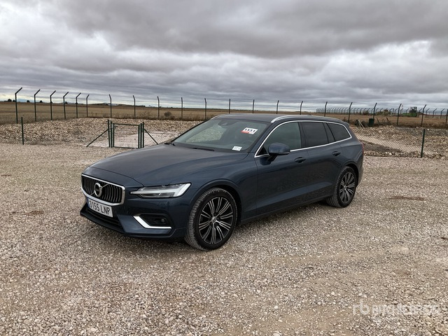 2021 Volvo V60 SUV - سيارة دفع رباعي: صورة 1 2021 Volvo V60 SUV - سيارة دفع رباعي: صورة 1