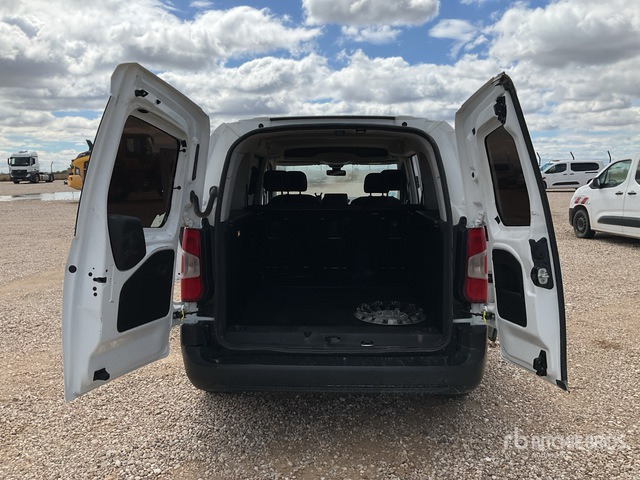 2022 Toyota Proace City Verso 5 Passenger Van - حافلة صغيرة, ميكروباص: صورة 5 2022 Toyota Proace City Verso 5 Passenger Van - حافلة صغيرة, ميكروباص: صورة 5