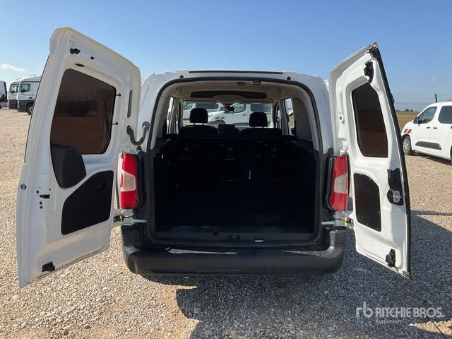 2022 Toyota Proace City Verso 5 Passenger Van - حافلة صغيرة, ميكروباص: صورة 4 2022 Toyota Proace City Verso 5 Passenger Van - حافلة صغيرة, ميكروباص: صورة 4