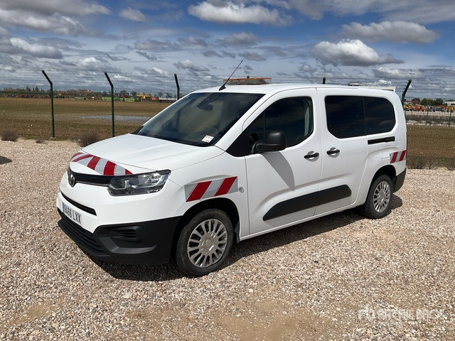 2022 Toyota Proace City Verso 5 Passenger Van - حافلة صغيرة, ميكروباص: صورة 2 2022 Toyota Proace City Verso 5 Passenger Van - حافلة صغيرة, ميكروباص: صورة 2