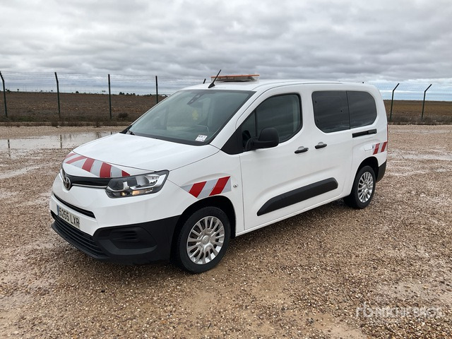 2022 Toyota Proace City Verso 5 Passenger Van - حافلة صغيرة, ميكروباص: صورة 3 2022 Toyota Proace City Verso 5 Passenger Van - حافلة صغيرة, ميكروباص: صورة 3