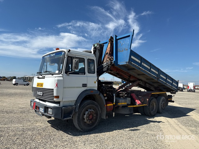 1990 Iveco 190-36 6x2 Roll-Off Truck - شاحنة ذات خطاف: صورة 2 1990 Iveco 190-36 6x2 Roll-Off Truck - شاحنة ذات خطاف: صورة 2