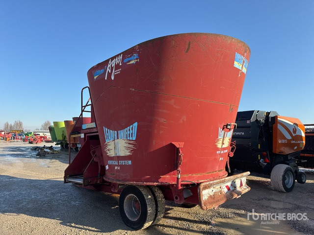 1993 AGM W14 Feed Wagon - عربة خلط الأعلاف: صورة 2 1993 AGM W14 Feed Wagon - عربة خلط الأعلاف: صورة 2