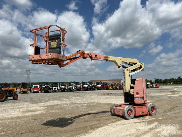 1999 JLG E300 AJP Articulating Boom Lift - شاحنة ذراع مفصلي: صورة 1 1999 JLG E300 AJP Articulating Boom Lift - شاحنة ذراع مفصلي: صورة 1