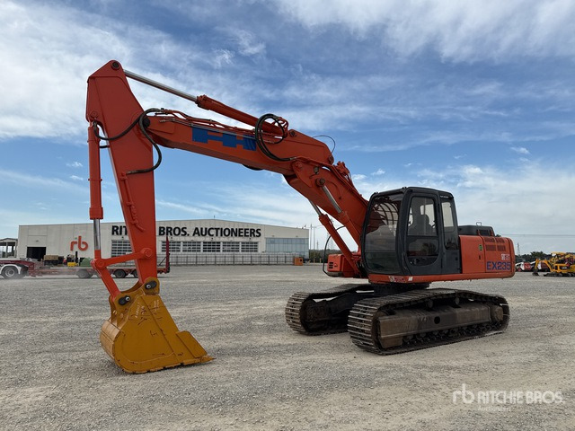 2000 Fiat-Hitachi EX235 Escavatore cingolato - حفار زحاف: صورة 1 2000 Fiat-Hitachi EX235 Escavatore cingolato - حفار زحاف: صورة 1