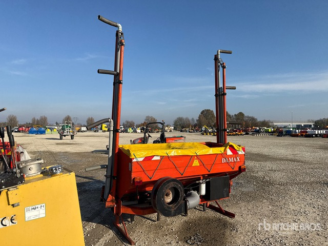 2001 Damax 5-12 Manure Spreader - آلة رش السماد الطبيعي: صورة 1 2001 Damax 5-12 Manure Spreader - آلة رش السماد الطبيعي: صورة 1