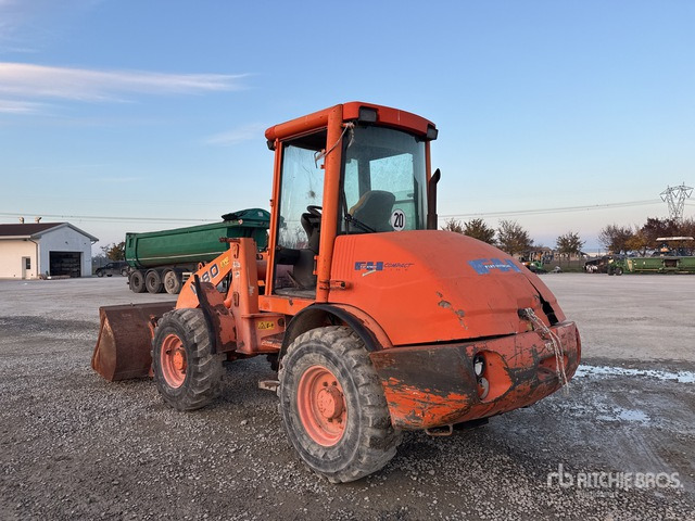 2001 Hitachi W80 Wheel Loader - اللودر بعجل: صورة 4 2001 Hitachi W80 Wheel Loader - اللودر بعجل: صورة 4