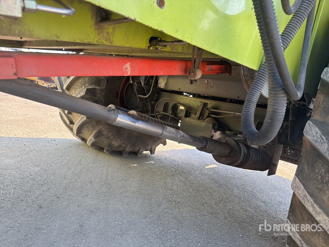 2002 Claas Lexion 470 Combine Harvester - حصادة موحَّدة: صورة 5 2002 Claas Lexion 470 Combine Harvester - حصادة موحَّدة: صورة 5