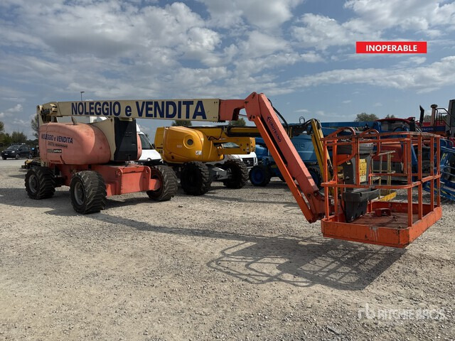 2002 JLG 800 AJ (Inoperable) Articulating Boom Lift - شاحنة ذراع مفصلي: صورة 1 2002 JLG 800 AJ (Inoperable) Articulating Boom Lift - شاحنة ذراع مفصلي: صورة 1