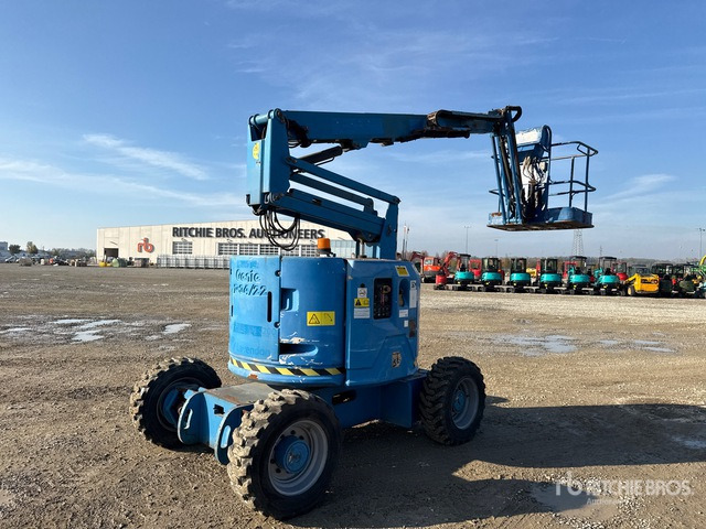 2004 Genie Z-34/22 Diesel Articulating Boom Lift - شاحنة ذراع مفصلي: صورة 3 2004 Genie Z-34/22 Diesel Articulating Boom Lift - شاحنة ذراع مفصلي: صورة 3