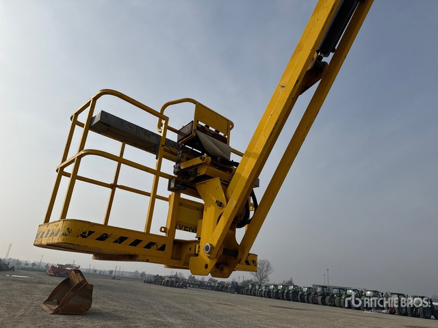 2004 Haulotte HA26PX Diesel Articulating Boom Lift - شاحنة ذراع مفصلي: صورة 4 2004 Haulotte HA26PX Diesel Articulating Boom Lift - شاحنة ذراع مفصلي: صورة 4