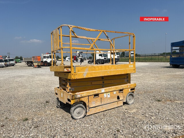 2006 Haulotte Compact 10 Electric (Inoperable) Scissor Lift - رافعة هيدروليكية مقصية: صورة 2 2006 Haulotte Compact 10 Electric (Inoperable) Scissor Lift - رافعة هيدروليكية مقصية: صورة 2