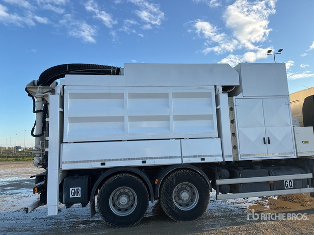 2006 Renault Kerax 420 dci 6x4 Vacuum Excavator Truck - شاحنة الشفط: صورة 4 2006 Renault Kerax 420 dci 6x4 Vacuum Excavator Truck - شاحنة الشفط: صورة 4