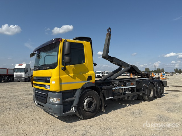 2007 DAF CF85 6x2 Roll-Off Truck - شاحنة ذات خطاف: صورة 2 2007 DAF CF85 6x2 Roll-Off Truck - شاحنة ذات خطاف: صورة 2