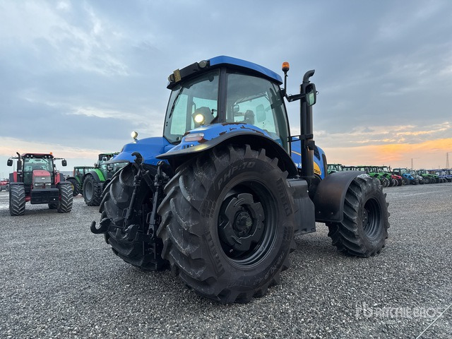 2007 New Holland 8040 4WD Tractor - جرار: صورة 3 2007 New Holland 8040 4WD Tractor - جرار: صورة 3