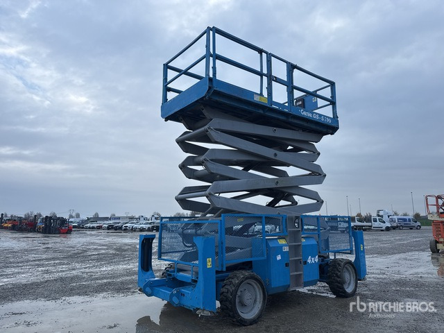 2008 Genie GS-5390RT Diesel Scissor Lift - رافعة هيدروليكية مقصية: صورة 2 2008 Genie GS-5390RT Diesel Scissor Lift - رافعة هيدروليكية مقصية: صورة 2