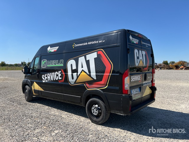 2010 Fiat Ducato 160 Mjt Autocarro furgonato - فان: صورة 3 2010 Fiat Ducato 160 Mjt Autocarro furgonato - فان: صورة 3